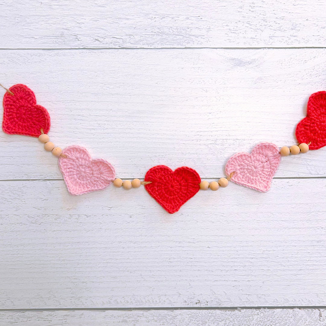 Crochet Heart Garland Pattern: Beginner-Friendly Home Decor (PDF Pattern)